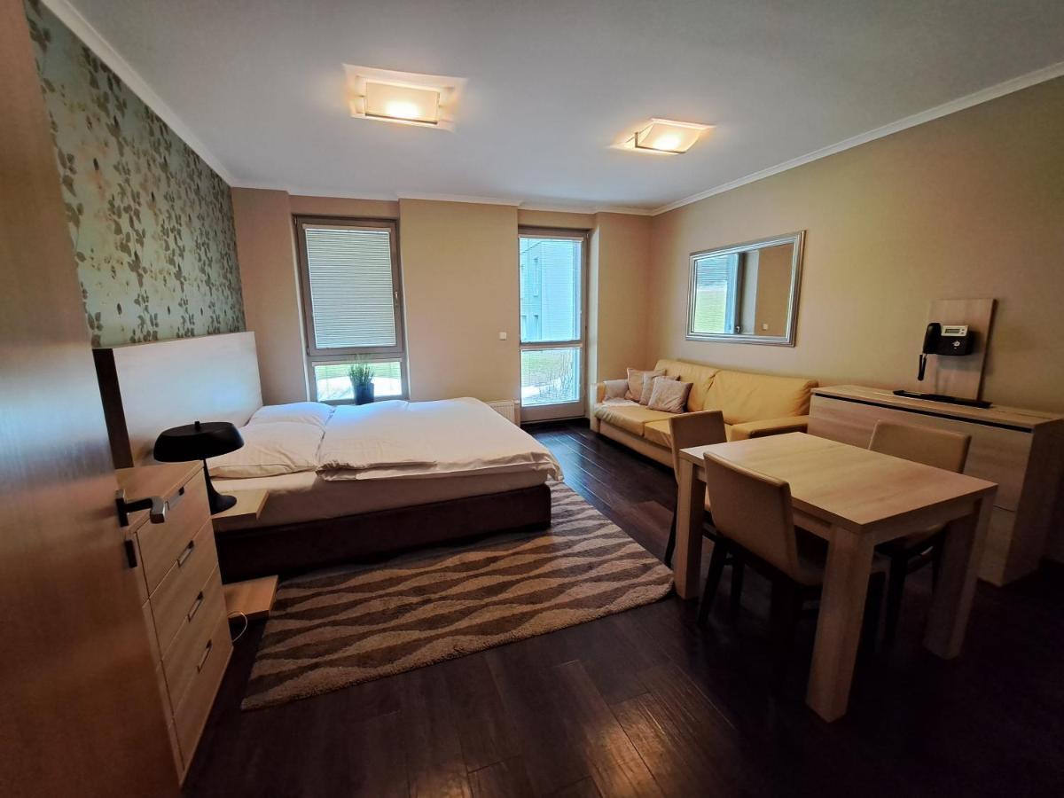 Wellness Apartment Josefina - Free Grotta Spa Wellness ฮาร์ราคอฟ ภายนอก รูปภาพ