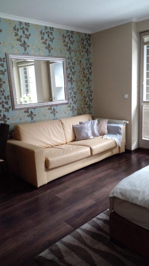 Wellness Apartment Josefina - Free Grotta Spa Wellness ฮาร์ราคอฟ ภายนอก รูปภาพ