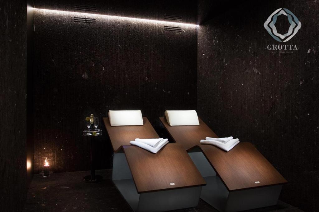 Wellness Apartment Josefina - Free Grotta Spa Wellness ฮาร์ราคอฟ ภายนอก รูปภาพ